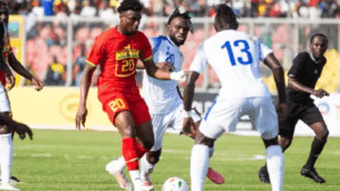 西班牙足球史上第二高国脚赫伊森身高近两米，高达197厘米